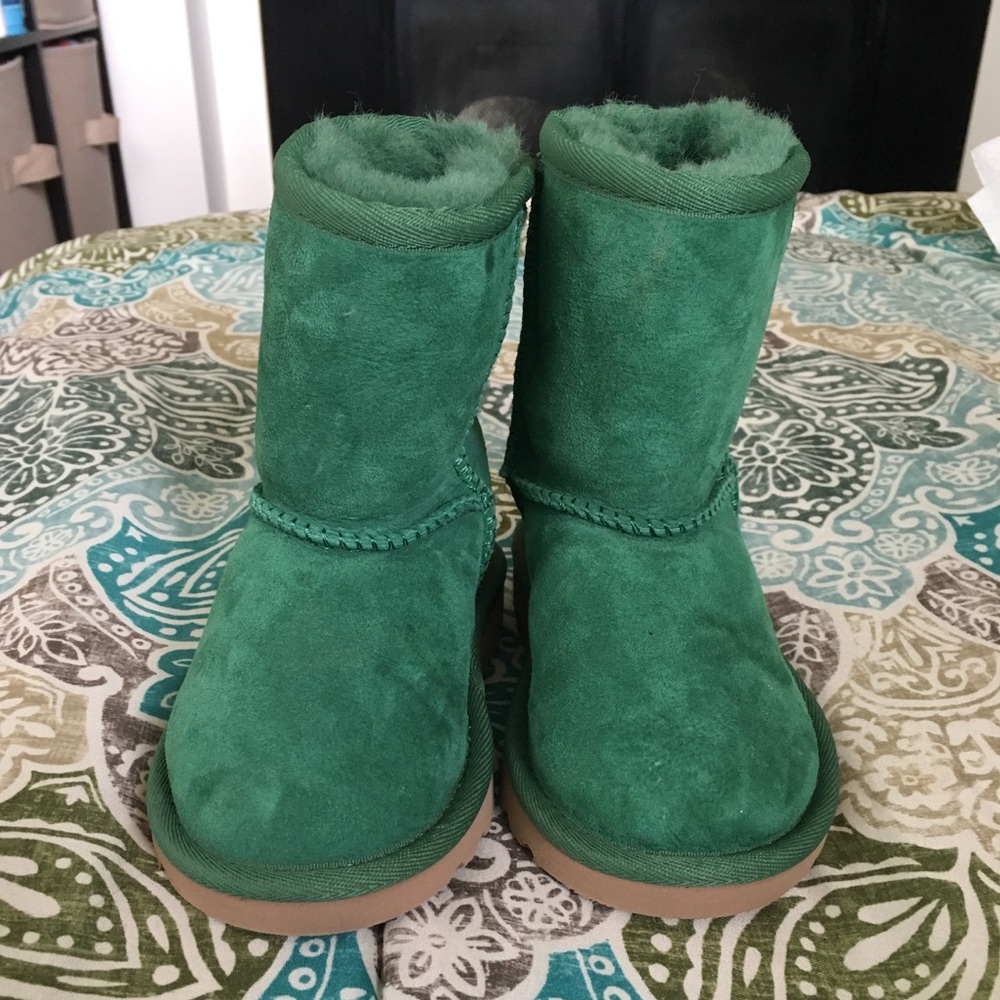 Brand New Children’s Uggs!